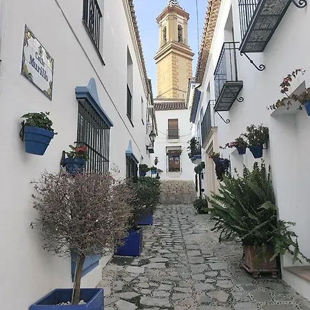 Apto Centro Historico Medieval Estepona Exterior photo